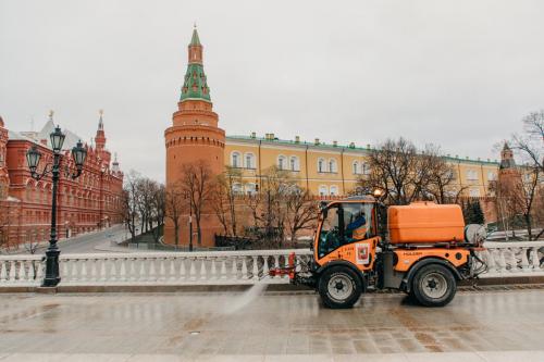 18.04.2020_Уборка_Дезинфекция дорог Тверская_049